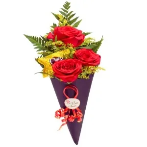 Arranjo com 3 Rosas e Bombom
