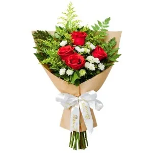 Arranjo com 4 rosas