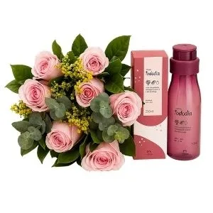 Buquê de 7 Rosas Rosadas com Kit Natura