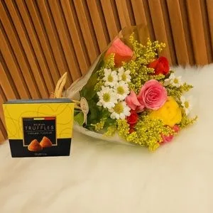 Buquê Grande de Flores do Campo com Trufa Belga