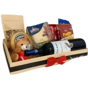 Cesta de Vinho e Aperitivos