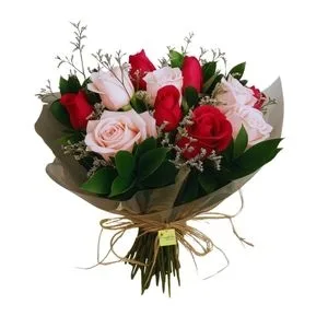 Buquê Charmoso 12 Rosas