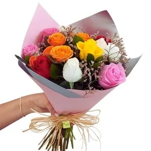 Buquê de 12 Rosas Coloridas