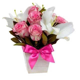 Box Charming Rosas e Lírios