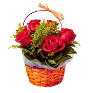 Cesta Tradicional de 06 Rosas Vermelhas