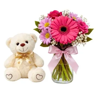 Doce Amor de Rosas e Gerberas Pink no Vidro com Pelúcia