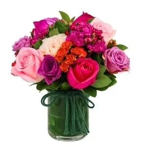 Mini Amor de Rosas Avermelhadas no Vidro