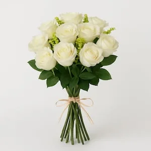 Buquê com 12 Rosas Brancas