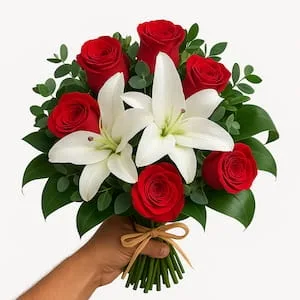 Buquê com Lírios Brancos e Rosas Vermelhas