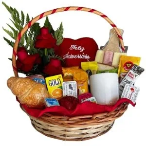 Cesta Amo Aniversários com Rosas Abertas