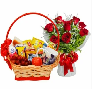 Cesta Aniversário com Buquê de 10 Rosas Vermelhas