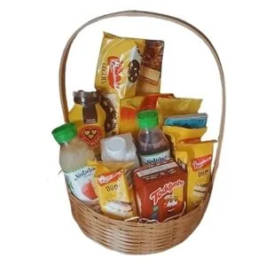 Cesta de Café com Produtos Variados