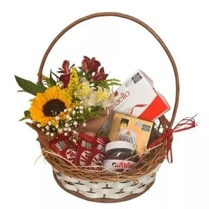 Cesta Mimo de Chocolates com Flores