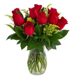 Arranjo de 10 Rosas Vermelhas no Vaso de Vidro