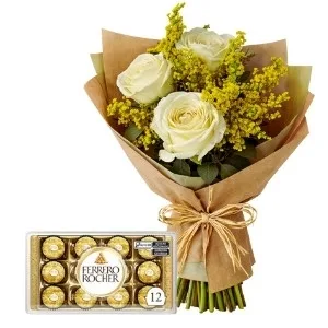 Buquê de 3 Rosas Brancas e Chocolate