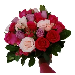 Buquê Grande de Rosas em Tons Rosados