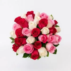 Buquê de 36 Rosas Vermelhas, Brancas e Rosas