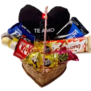 Cestinha com Coração e Chocolates