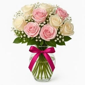 Arranjo de 12 Rosas Brancas e Rosadas