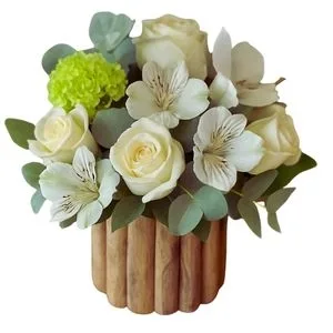 Arranjo de Flores Brancas