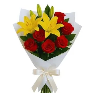 Buquê de Rosas Vermelhas e Lírios Amarelos