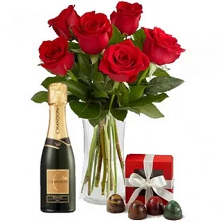 Arranjo De Rosas Vermelhas Doce Amor