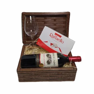 Baú De Vinho E Rafaello