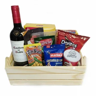 Caixote Com Vinho E Petiscos Luxo