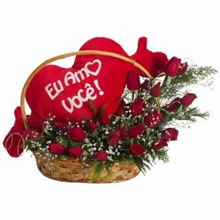 Cesta De Rosas Eu Amo Você