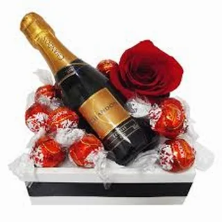 Chandon + Bombom
