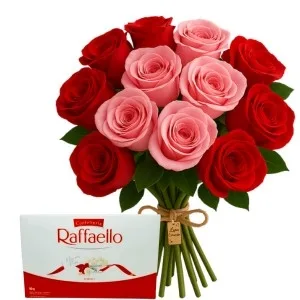 Buquê Rústico de 15 Rosas e Chocolate Raffaello