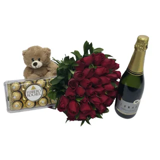 36 Rosas Vermelhas com Ferrero Rocher, Pelúcia e Espumante