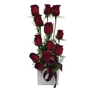 Arranjo com 12 Rosas Vermelhas no Cachepô