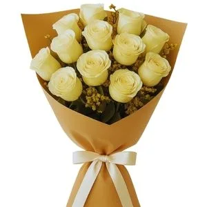 Buquê com 12 Rosas Brancas