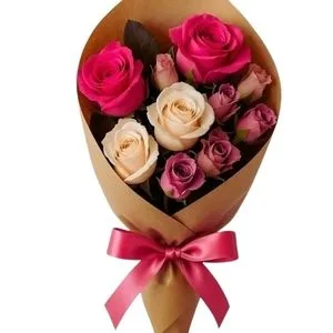 Ramalhete de Flores em Tons Rosados