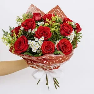 Buquê com 12 Rosas Vermelhas