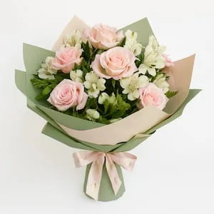 Buquê com Rosas Rosas, Margaridas e Astromélias