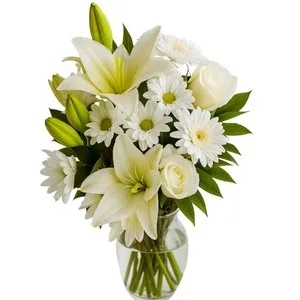 Arranjo de Lírio e Flores Brancas no Vaso