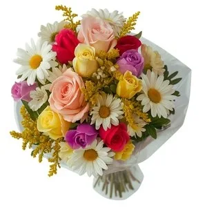 Buquê de Flores do Campo com Rosas