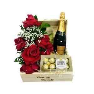 Baú de Vinho – Cesta do Amor