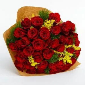 Buquê com 36 Rosas Vermelhas