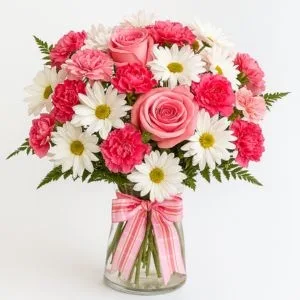 Buquê com Rosas Rosas, Margaridas Brancas e Cravos em Vaso de Vidro
