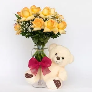 Buquê de Rosas Nacionais com Pelúcia – Encanto