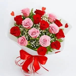 Buquê de Rosas Vermelhas e Cor de Rosa – Encanto Rosado