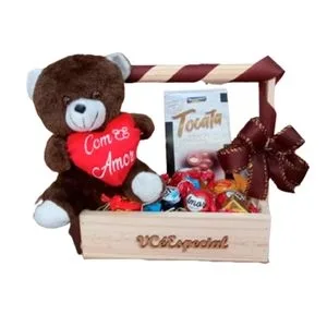 Cesta de Chocolate com Pelúcia – Amor Perfeito