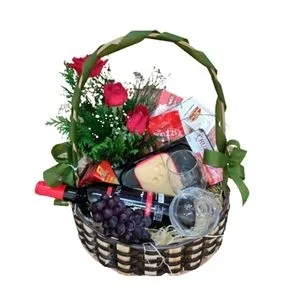 Cesta de Queijo e Vinho – Maravilhoso Momento