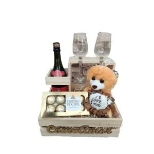 Cesta de Vinho – Brinde ao Sabor