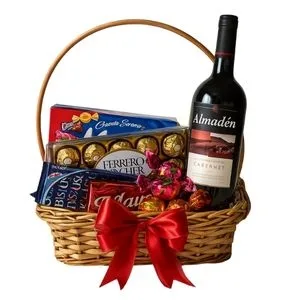 Cesta de Vinho com Chocolate – Aconchego Doce