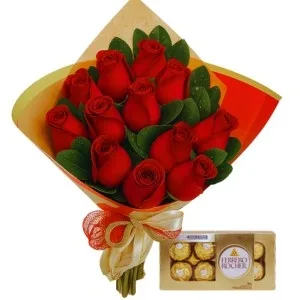 Buquê de 12 Rosas Vermelha com Ferrero Rocher de 8un.
