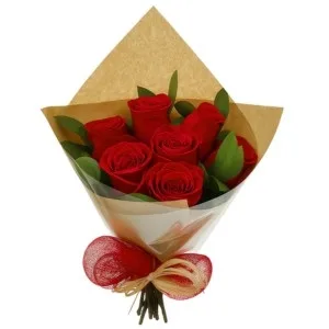 Buquê de 7 Rosas Vermelha Importada